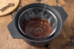 Крем-мусс из шоколада и воды