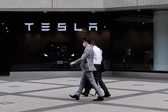 Ценовая война заставила Tesla снизить цены на свои электромобили в Китае