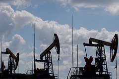 Польша объявила о согласовании в ЕС потолка цен на российскую нефть