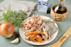 Морепродукты в сливочном соусе