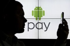 Российские банки обяжут внедрить аналог Apple и Google Pay
