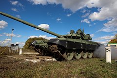 Эстония и Латвия совместно закупят военную технику