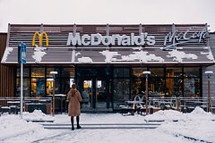 Казахстанская сеть McDonalds остановила работу без российских поставок