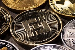 Курс Binance Coin резко упал после кражи миллионов долларов с биржи