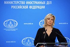 Захарова ответила Литвиновой после ее поста в поддержку Собчак
