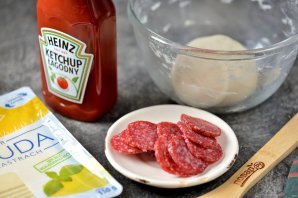 Пицца с сырными кроликами на Новый год Пицца с сырными кроликами на Новый год