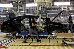 Toyota начала увольнять сотрудников в России