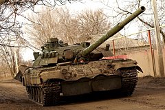 Эксперт объяснил невозможность построения танкового завода на Украине
