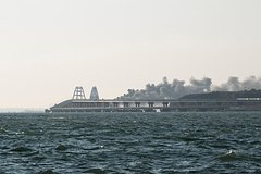 В офисе Зеленского прокомментировали пожар на Крымском мосту