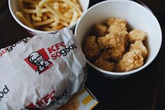 Сети KFC предрекли потерю пятой части клиентов после переименования в Rostic’s