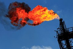 Европа стала тратить запасы газа из хранилищ интенсивнее обычного