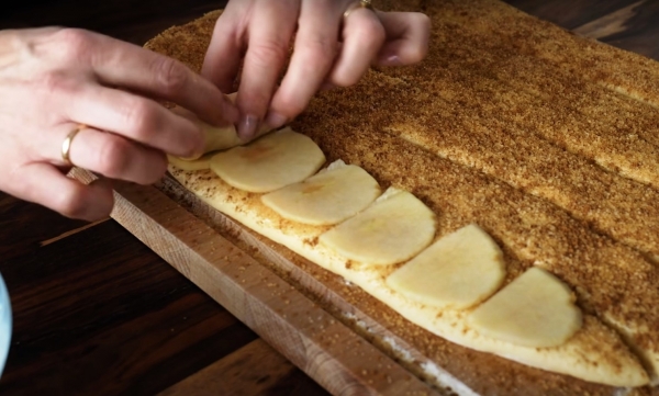 Элегантно вкусно и быстро. Нежный яблочный пирог по рецепту моей бабушки