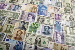 Россиянам спрогнозировали курс рубля в октябре