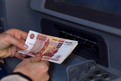 Россияне рекордно снизили запросы на займы до зарплаты