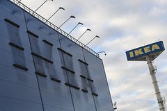 IKEA пообещала сохранить места сотрудникам российских фабрик на год