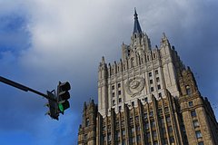 Посла Франции вызвали в российский МИД