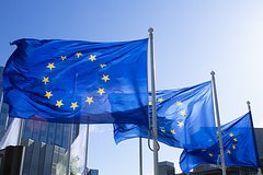 Еврокомиссия прокомментировала вероятность рецессии в ЕС зимой