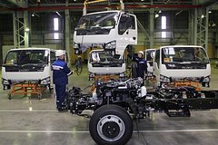 Японский производитель грузовиков задумал уйти из России